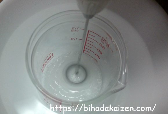 キサンタンガム化粧水の湯煎